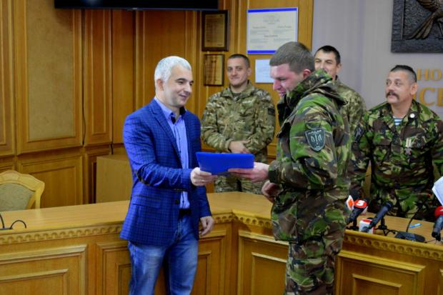 Перші четверо франківських воїнів АТО отримали квартири
 | Фото: blitz.if.ua