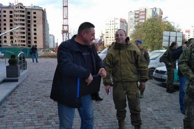 Боєць додає, що першими гостями у новій домівці будуть його військові друзі