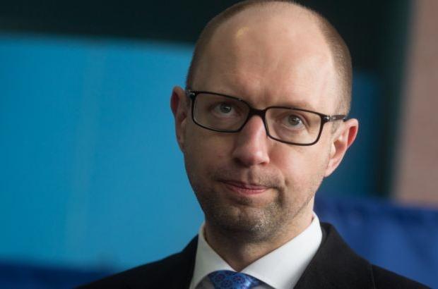 Яценюк також наголосив на необхідності "розширити перелік осіб, які підлягають обов&rsquo;язковому декларуванню
