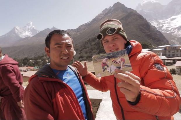 Дмитро Комаров віддав волосся в лабораторію для перевірки ДНК