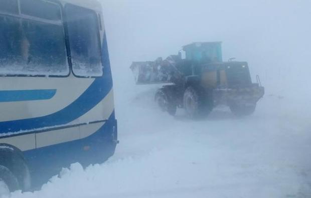 "Еталон" перекинувся, проте, на щастя, ніхто травм не отримав