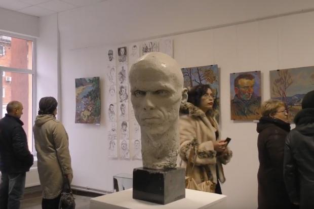 Виставка Володимира Безрукого діятиме у Калуші впродовж місяця