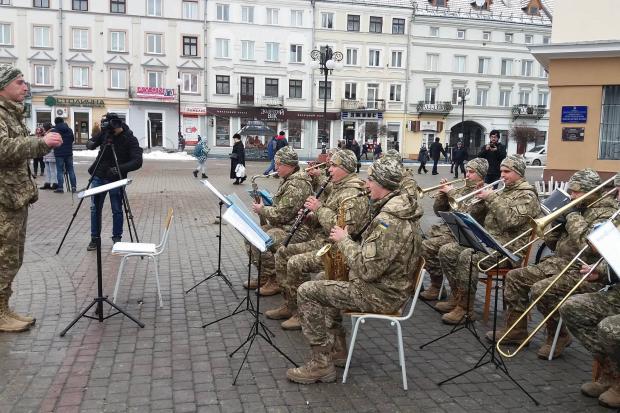 У Франківську виступив Коломийський військовий оркестр | Фото: galka.if.uа