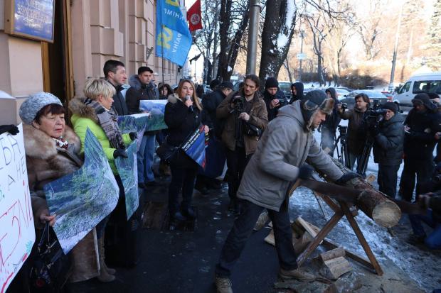 &laquo;ВОЛЯ&raquo; вимагає не допустити скасування мораторію на експорт кругляку