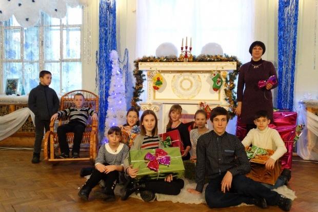 Діти з Новогродівки побували у резиденції святого Миколая | Фото: Калуш Туристичний