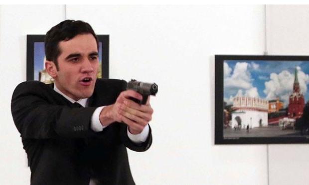 Фотограф очікував, що це буде рутинна робота - шанс зняти кілька стокових фото для ілюстрації турецько-російських віднос