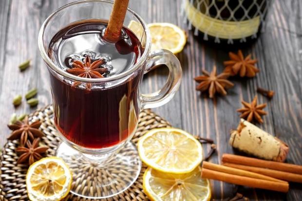 На батьківщині глінтвейну в Німеччині найпопулярнішим є глінтвейн з червоного сухого вина