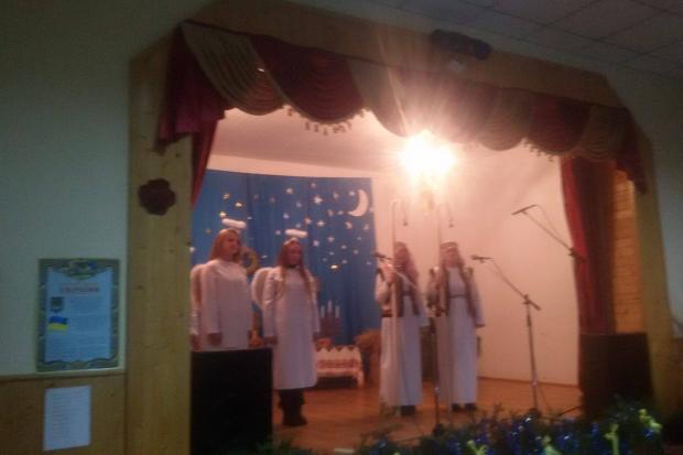 У народному домі села Станькова лунала Розколяда | Фото: Sergiy Danyuk