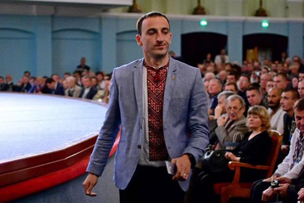 Колектив підтримав Ігоря Дебенка на посаду нового гендиректора ОТБ "Галичина" | Фото: Богдан Досюк