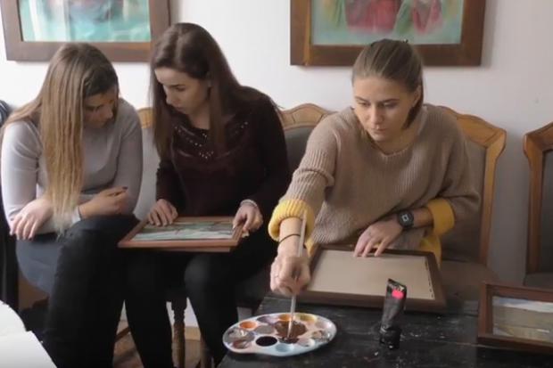 Студенти не тільки реставрують фонди, але й допомагають їх &laquo;переселяти&raquo;