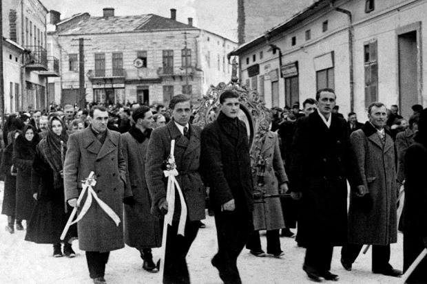 До річки у Калуші здавна йшли пішою ходою  | Фото: Andrii Kostyshyn