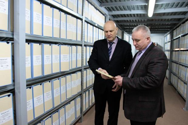 До Міжнародного дня пам&rsquo;яті жертв Голокосту у Держархіві області відкрили виставку
 | Фото: if.gov.ua