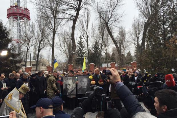 Українського поета перепоховали на Лук'янівському кладовищі в Києві