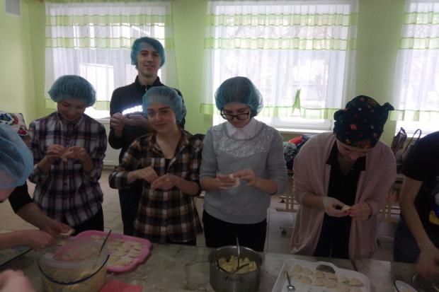 Калуські СУМівці не могли оминути такого заходу і прийшли чи не найчисельнішою групою | Фото: cym.org/ua-kalush/