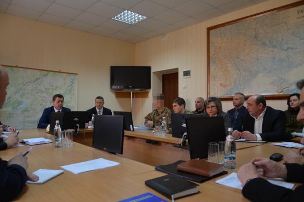 На Івано-Франківщині обговорили зміни до переліку основних потенційно небезпечних об&rsquo;єктів критичної інфраструктур