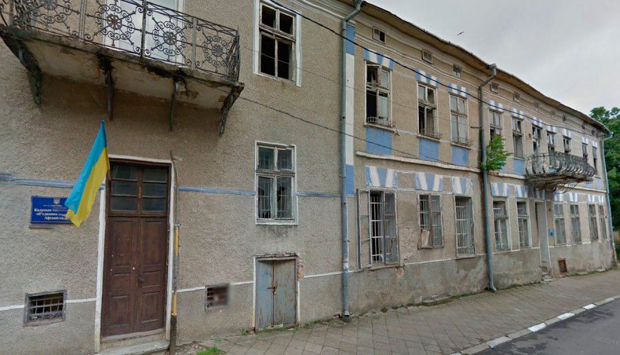 Депутати міської ради дали дозвіл на продаж приміщення старої друкарні тільки з третьої спроби