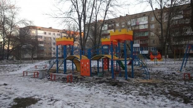 У Калуші встановлюють сучасні ігрові комплекси