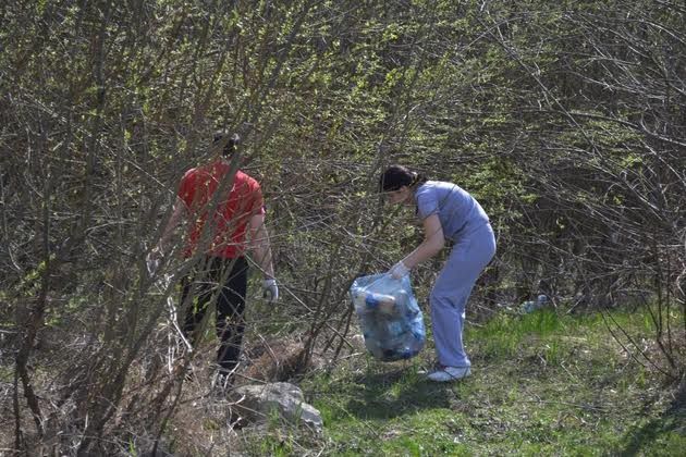 Під час толоки було зібрано чимало побутових відходів | Фото: прес-служба партії ВОЛЯ
