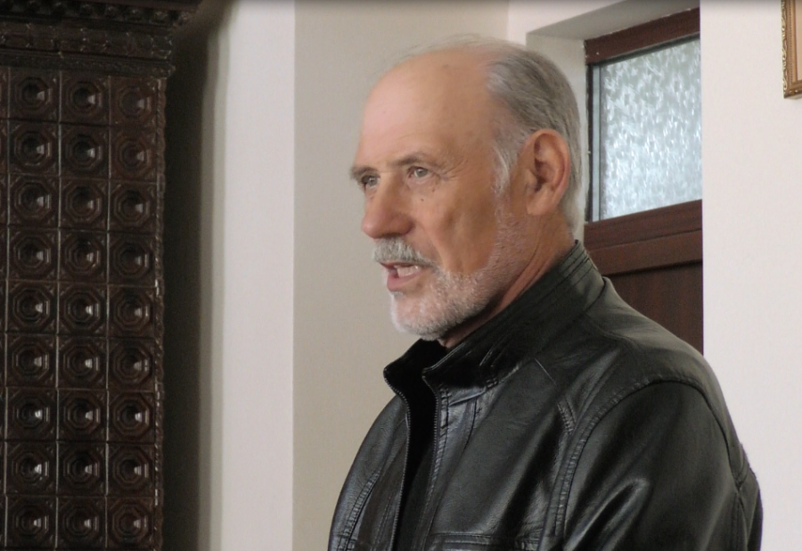 Григорій Мороз пропонує залучити кошти благодійників, з бюджету і навіть церков, щоб завершити облаштування цвинтаря