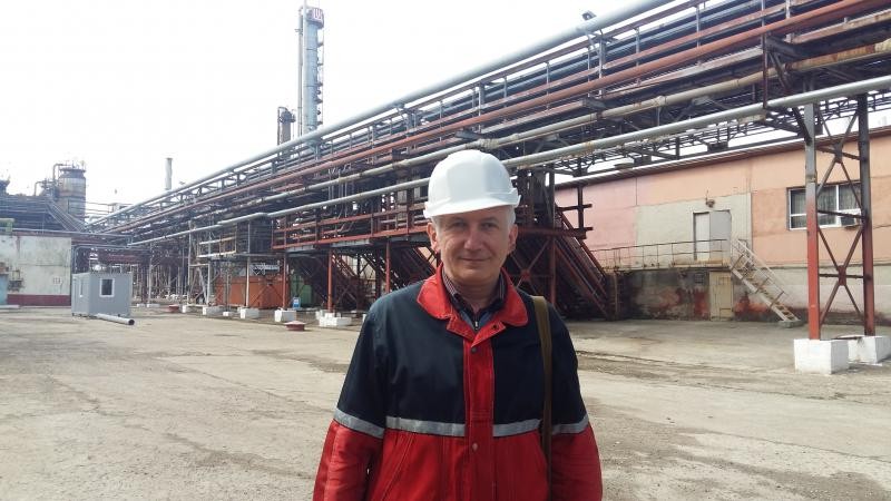 Роботи з ревізії та ремонту обладнання колони передбачено завершити до 20 квітня | Фото: naftohimik.info