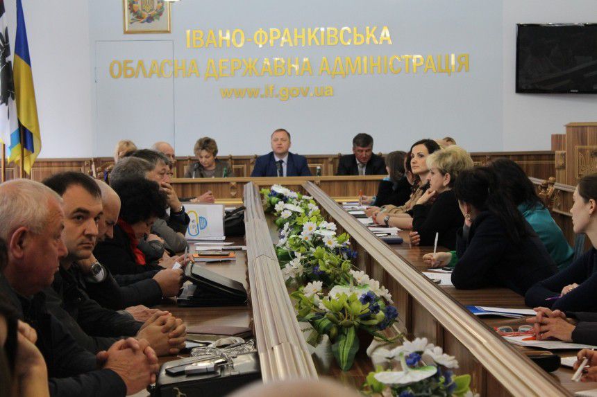 В ОДА доповіли про кількість укладених договорів з аптеками, поступлення коштів у район, кількість виписаних і відшкодов