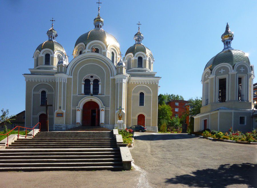 Настоятель парафії Української Греко-Католицької церкви Святого Архистратига Михаїла Михайло Бігун просить виділити на п