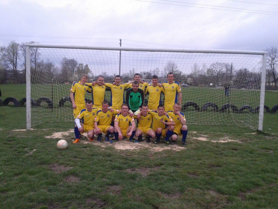 Субвенцію мають намір виділити усім сільським радам, на території яких є сформовані футбольні команди | Фото: ФК Довгий-