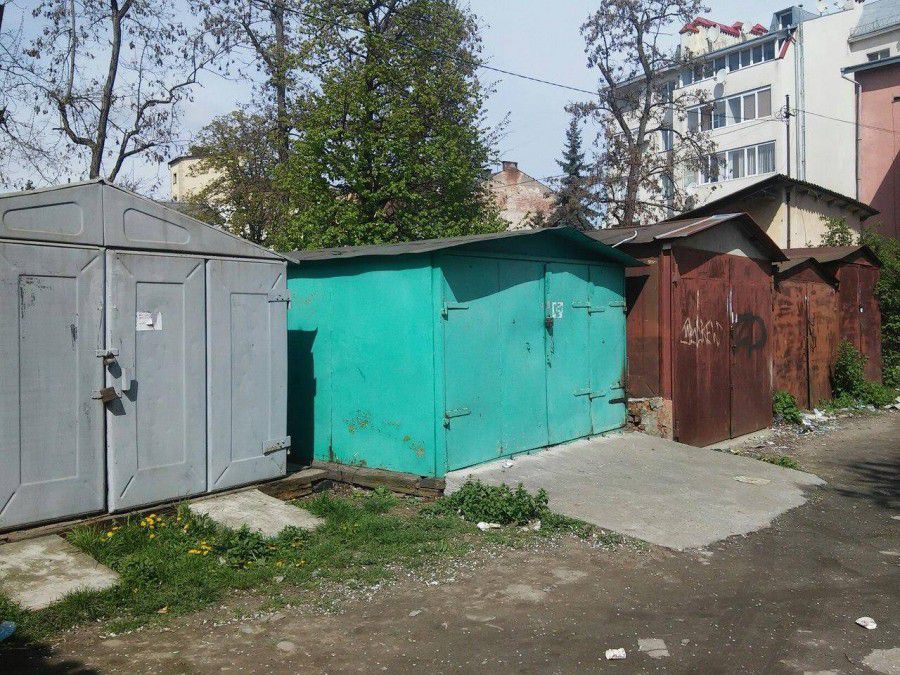 Івано-Франківськ звільняють від незаконно втстановлених гаражів | Фото: Христина Калитка