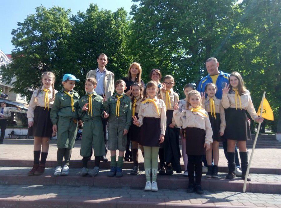 Калуський пластовий рій "Зозулята"  | Фото: Роман Романів 