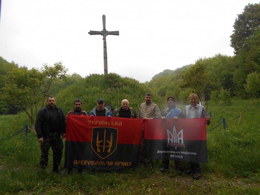 Днями активісти Української Добровольчої Армії організували толоку 