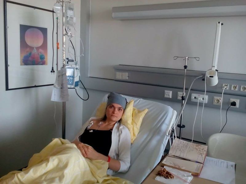 Франківська журналістка Оксана Кваснишин бореться за життя