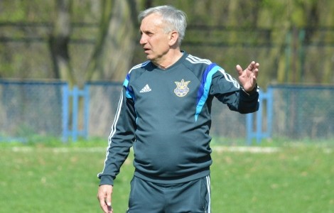 Головний тренер дівочої збірної команди України WU-15 Сергій Сапронов оприлюднив список з 24-х гравців, викликаних для у