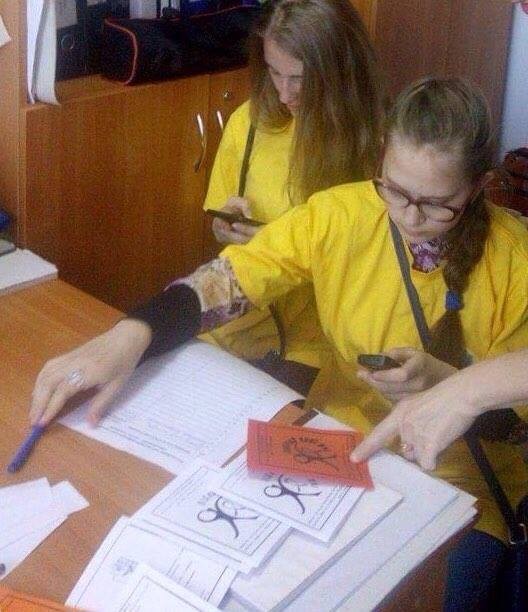 В кабінеті &laquo;Довіра&raquo; районної центральної лікарні відбулась інтерактивна бесіда &laquo;Попереджений &ndash; з