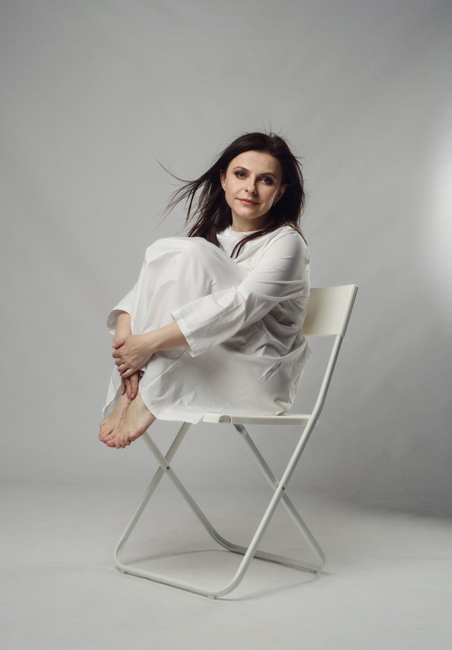 У її репертуарі: твори від стародавньої української народної пісні - і до сучасної авторської та експериментальної музик