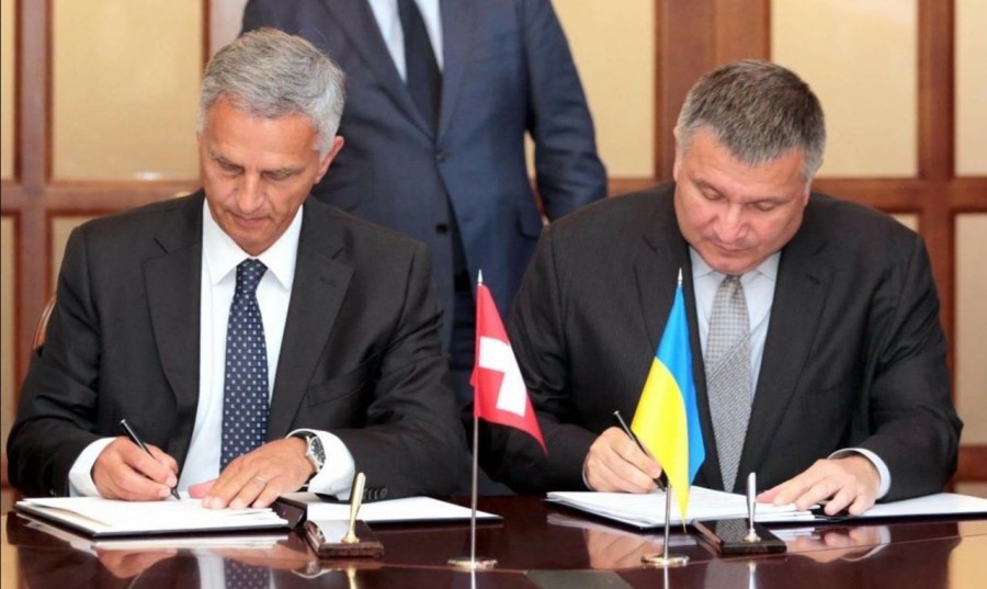 Угоду підписали під час зустрічі з головою департаменту закордонних справ Швейцарії Дідьє Буркхальтером