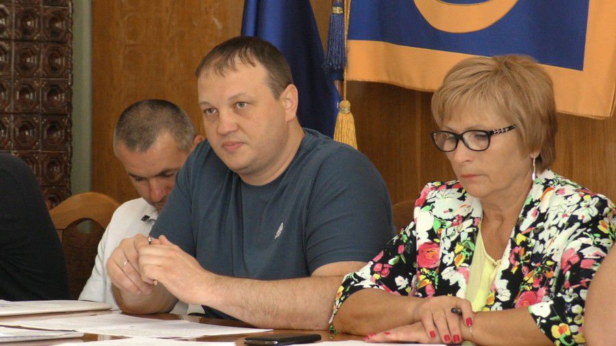 Головний архітектор міста ретельно записував пропозиції підприємців