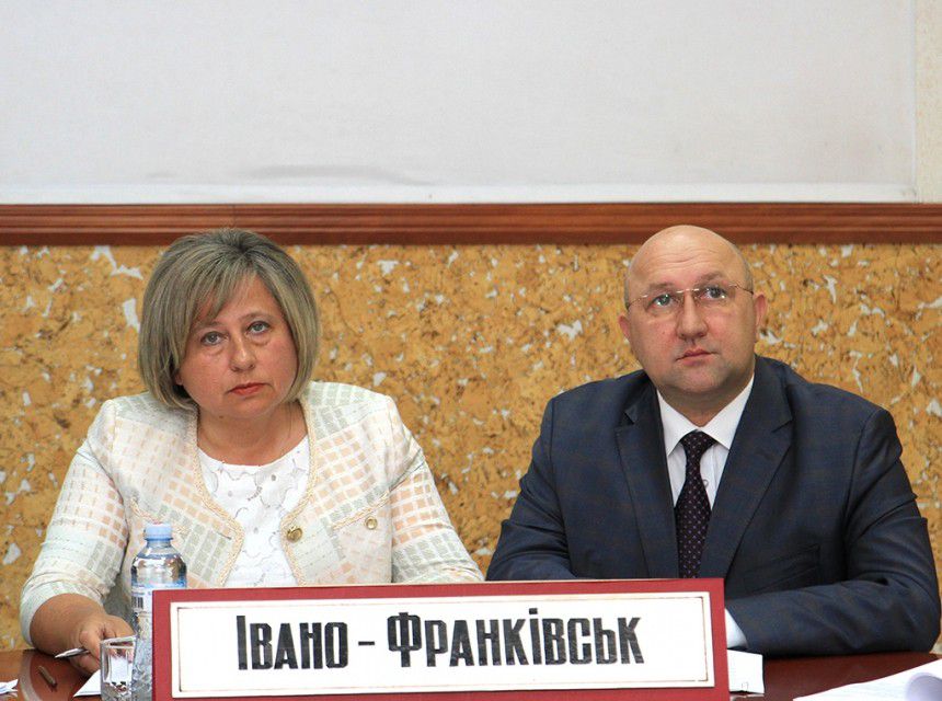 На нараді йшлося  про етапи підготовки до опалювального сезону 2017/18 років