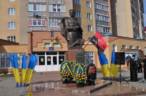 Віче присвячено 110-ій річниці з дня народження головного командира УПА Романа Шухевича