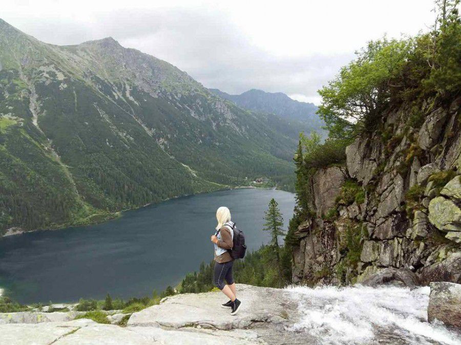 Морське Око є однією з найпопулярніших визначних пам'яток в Татрах. Його відвідують більше 50 000 туристів в сезон 