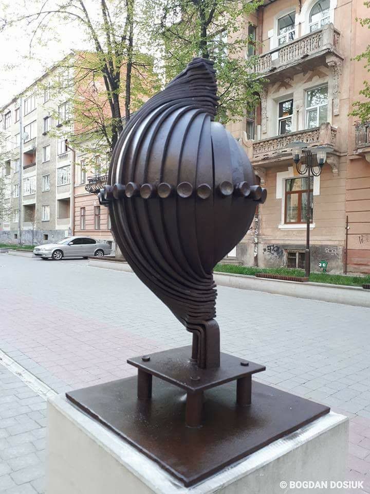 Щоб понищити "Внутрішню Монголію", вандалам знадобилося чимало зусиль