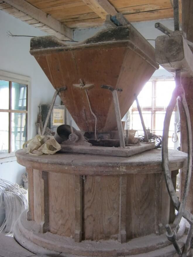 Ілюстрація. Зловмисники скористалися тим, що за їхніми діями ніхто не спостерігає зайшли на приватну територію недіючого