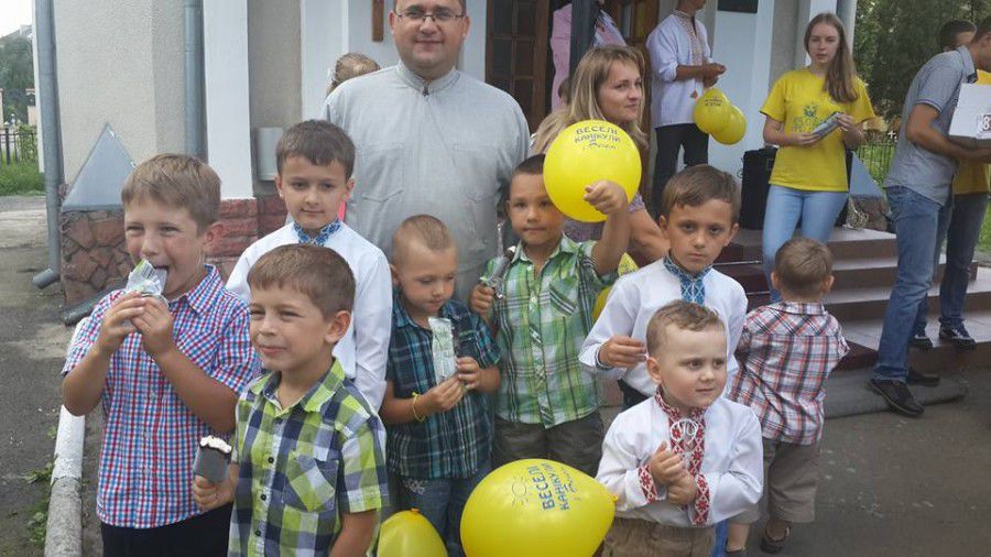 До таборування запрошує священик Микола Крушец