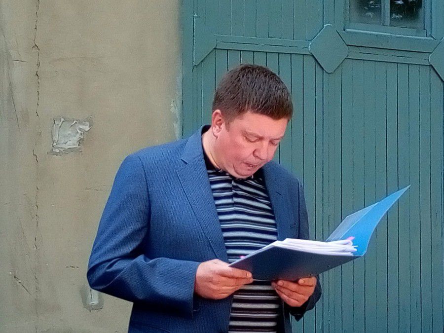 За словами Романа Тимківа, 2 млн гривень застави за нього внесла сестра, у якої давно власний будівельний бізнес | Фото: