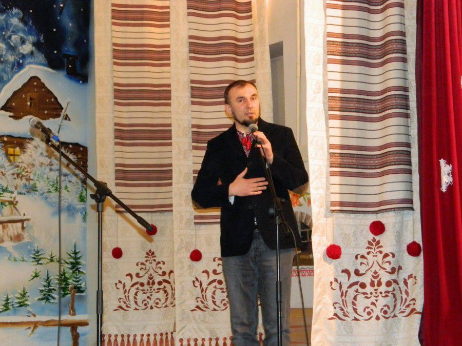 Петро Гавриш має три кредити в "VS Bank" та фінансово підтримує свою партію | Фото: Анна Кузнєцова/Facebook