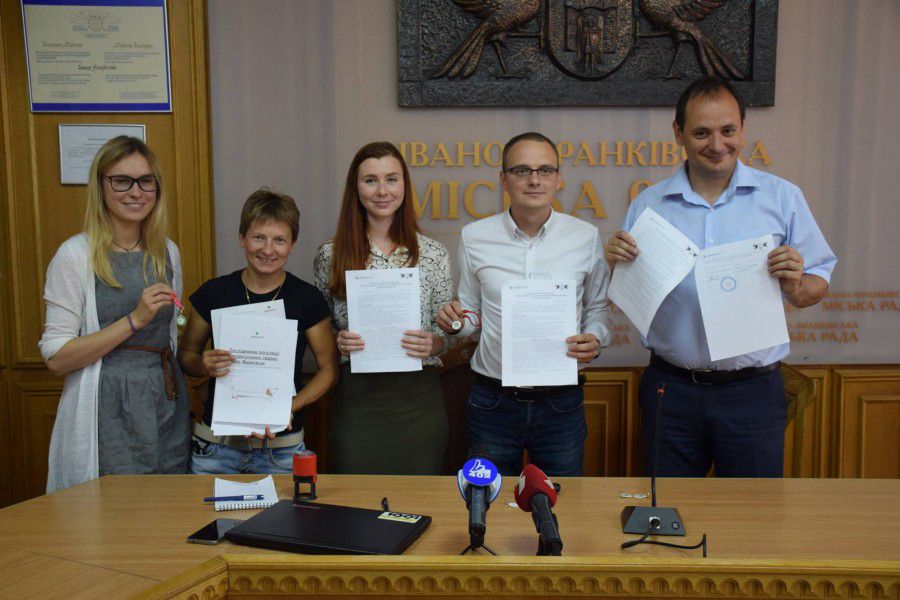 Івано-Франківськ планує зареєструвати в єдиній базі ГО "Міжнародні системи реєстрації" всіх безпритульних соба