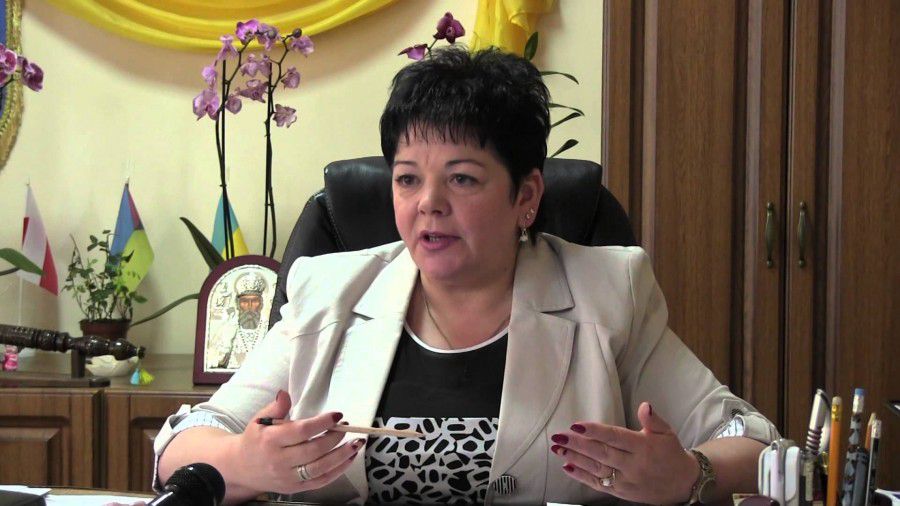 Голова Калуської РДА змусила підлеглих покинути сесійну залу | Фото: Архів "Вікон"