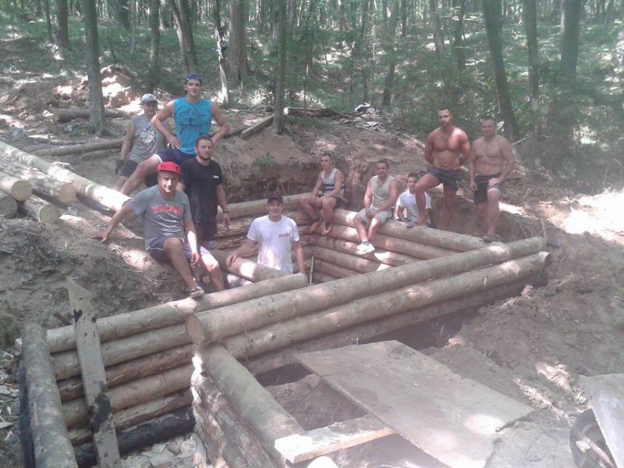 Криївку відбудовують поблизу Калуської ЦРЛ