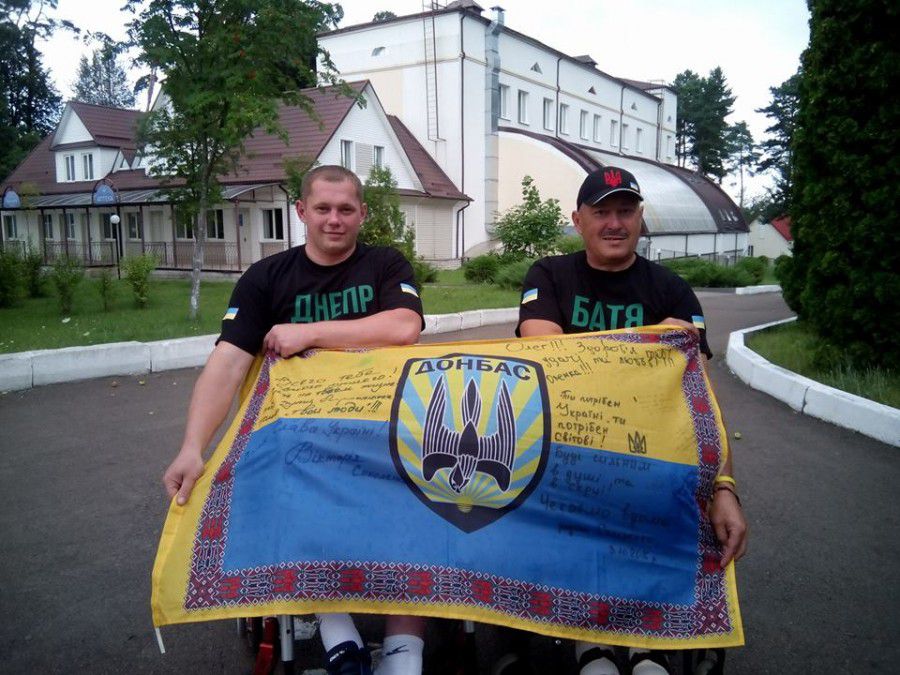 Олег Івахнюк продовжує лікування в Україні