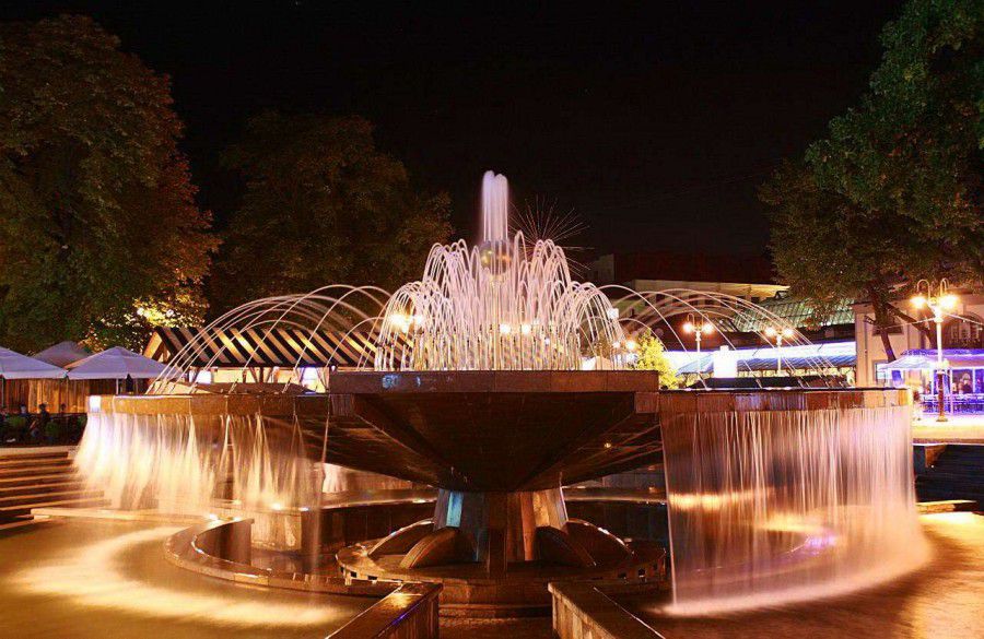 Нічний Івано-Франківськ "житиме" екскурсіями