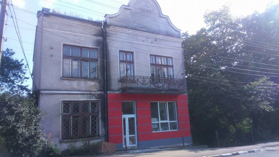 Так нині виглядає будівля, в якій розташовувалася міська прокуратура | Фото: Калуш Урбаністичний/Facebook